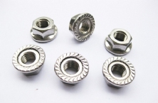 Đai ốc tán liền DIN 6923